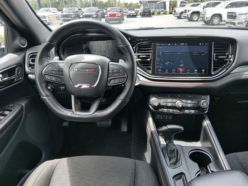 Used 2025 Dodge Durango GT RWD image 10