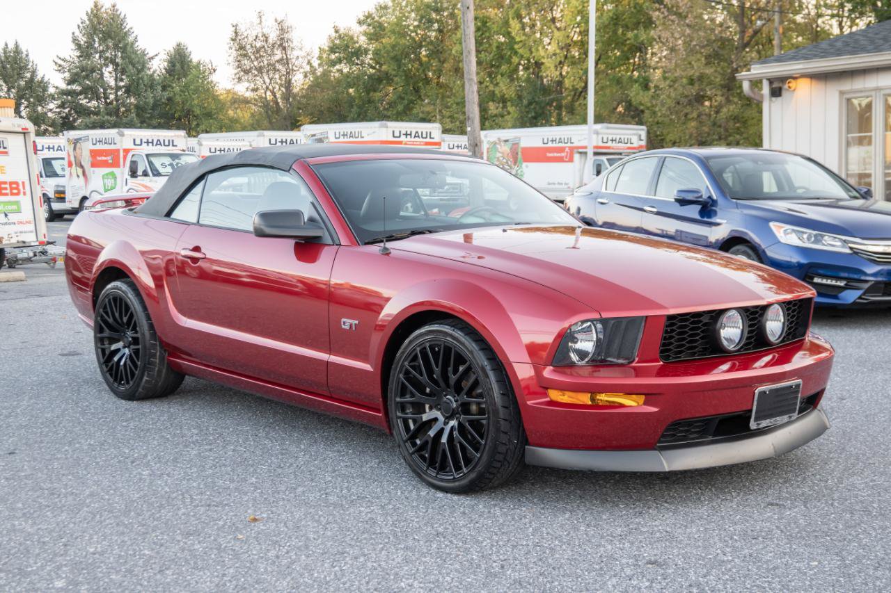 Used 2006 Ford Mustang GT Premium RWD image 36