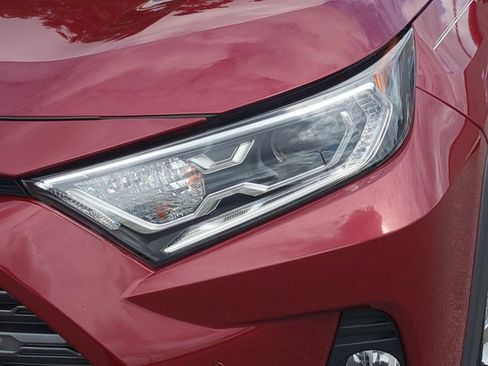 Used 2021 Toyota RAV4 Limited AWD/4WD image 27