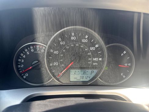 Used 2016 Toyota RAV4 LE image 14