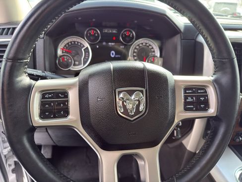 Used 2017 RAM 1500 Laramie image 16