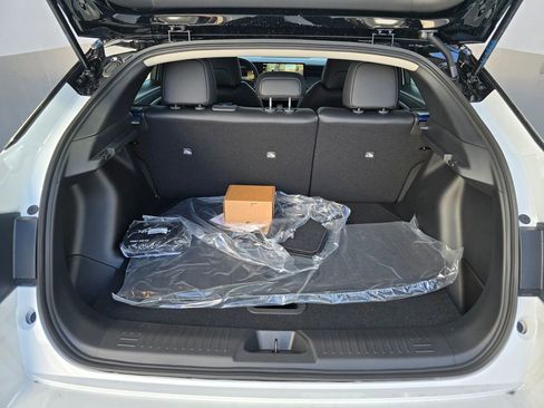 New 2026 Nissan Leaf SV+ w/ Floor Mat Package (SV+) image 14