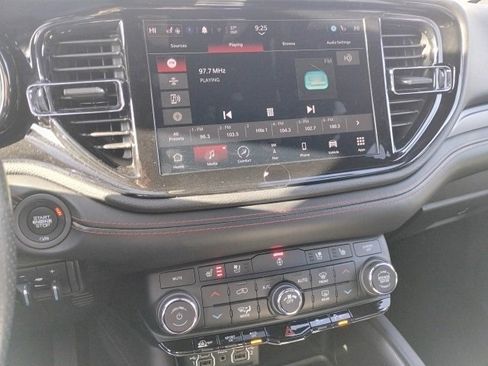 Used 2024 Dodge Durango GT image 24