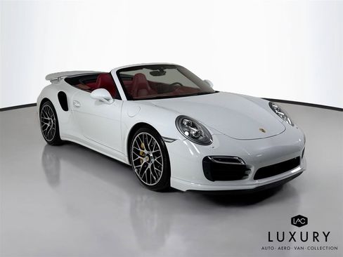 Used 2015 Porsche 911 Turbo S AWD/4WD image 3