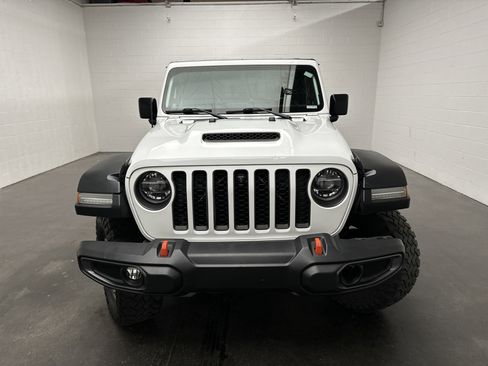 Used 2021 Jeep Gladiator Mojave AWD/4WD image 2