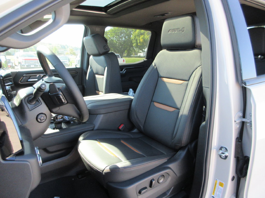 New 2026 GMC Sierra 1500 AT4 w/ AT4 Premium Package AWD/4WD image 12