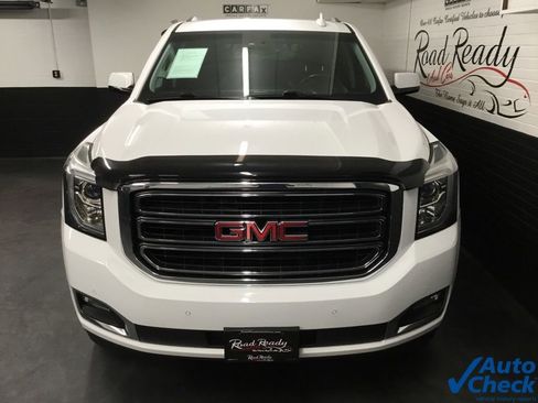 Used 2017 GMC Yukon SLT image 4