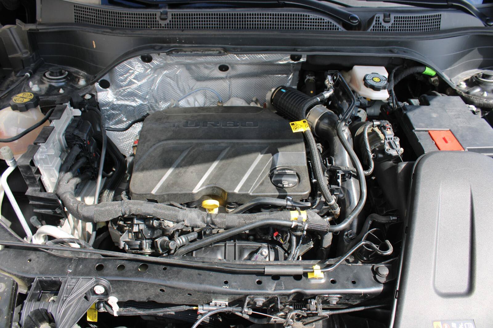 Used 2024 Chevrolet Trax RS FWD image 4