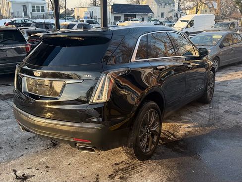 Used 2018 Cadillac XT5 Luxury w/ LPO, Black Ice Package FWD image 5
