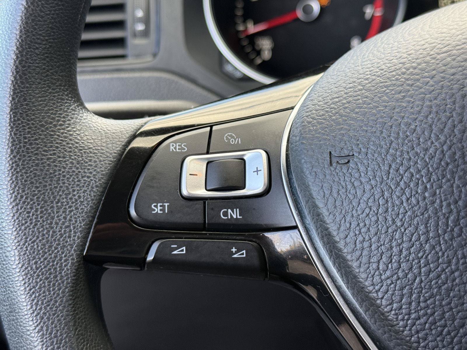 Used 2015 Volkswagen Jetta S FWD image 23