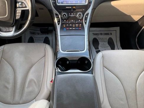 Used 2020 Lincoln Nautilus Reserve image 21