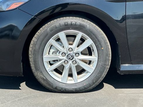 Used 2025 Toyota Camry LE FWD image 36