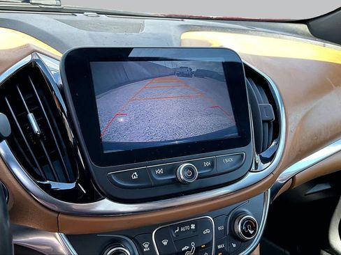 Used 2017 Chevrolet Volt Premier w/ Driver Confidence II Package FWD image 29