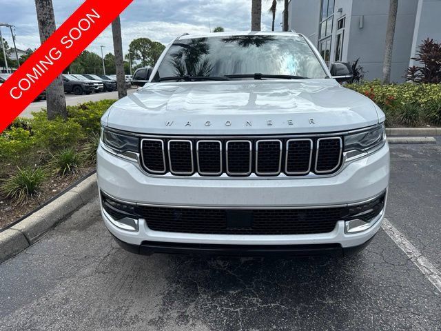 Used 2024 Jeep Wagoneer 4WD w/ Premium Group I image 3