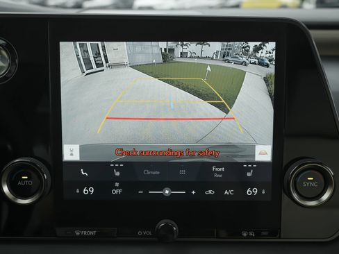 Used 2024 Lexus RX 350 FWD w/ Technology Package image 15