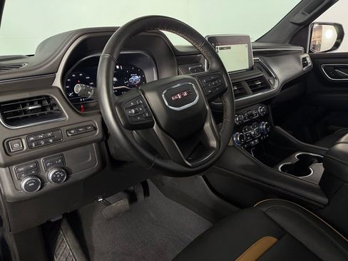 Used 2023 GMC Yukon AT4 w/ AT4 Premium Package AWD/4WD image 20