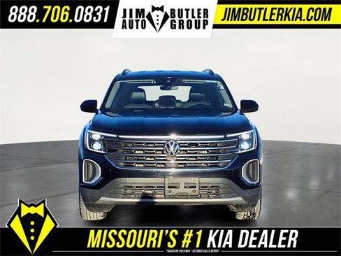 Used 2024 Volkswagen Atlas SE image 32