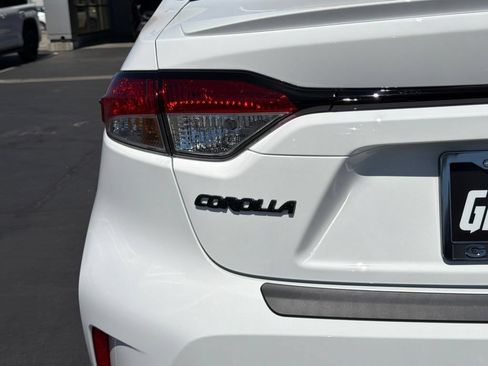 New 2026 Toyota Corolla SE FWD image 14