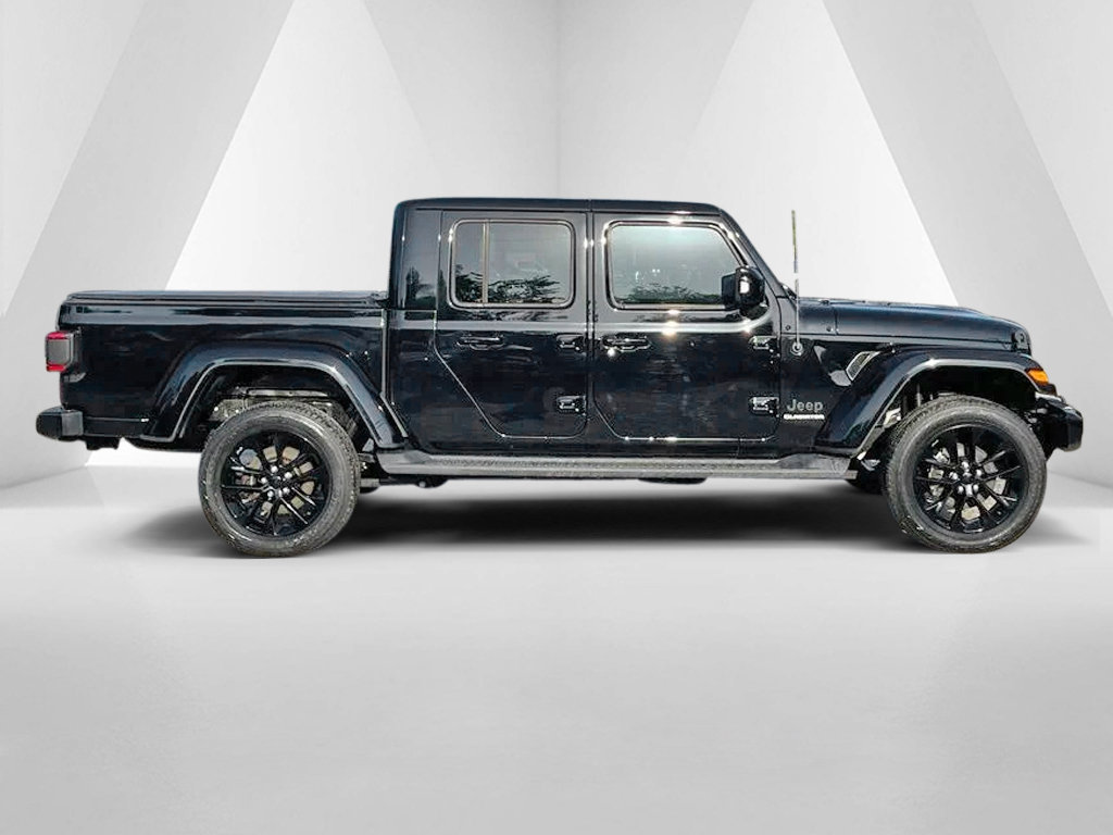 Used 2022 Jeep Gladiator High Altitude AWD/4WD image 9