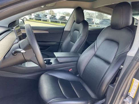 Used 2022 Tesla Model 3 Standard Range image 20
