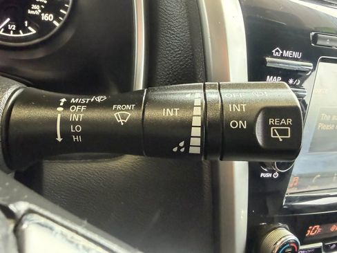 Used 2015 Nissan Murano SL w/ SL Technology Package FWD image 13