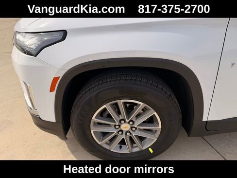 Used 2023 Chevrolet Traverse LT image 8