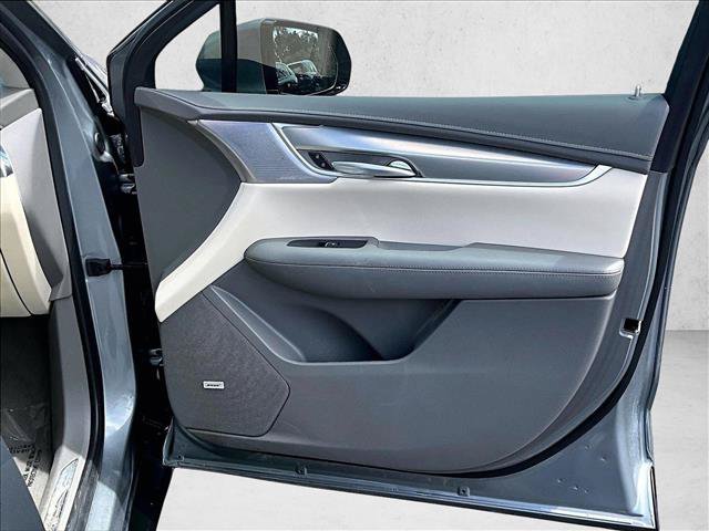 Certified 2023 Cadillac XT5 Premium Luxury FWD image 17