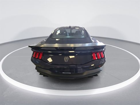 Used 2025 Ford Mustang Dark Horse image 7