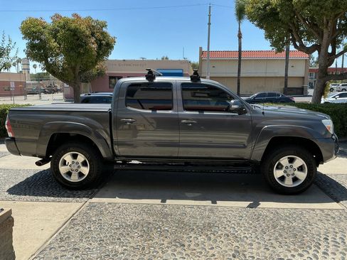 Used 2014 Toyota Tacoma PreRunner RWD image 4