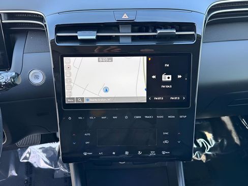 Used 2022 Hyundai Tucson Limited w/ Cargo Package image 7