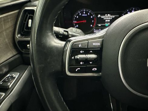Used 2022 Kia Sorento EX w/ Panoramic Sunroof Package FWD image 24