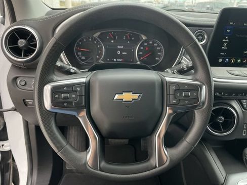 Used 2024 Chevrolet Blazer LT AWD/4WD image 14