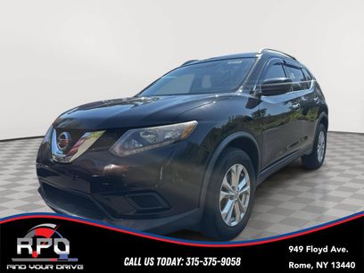 Used 2016 Nissan Rogue SV