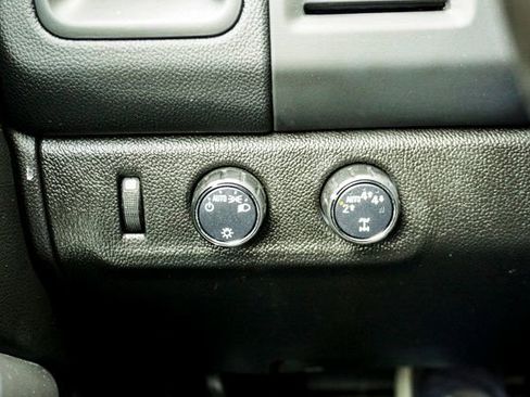 Used 2022 Chevrolet Colorado LT w/ Fleet Safety Package image 22