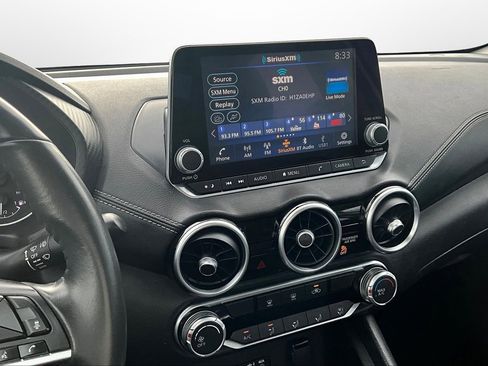 Used 2022 Nissan Sentra SV image 6