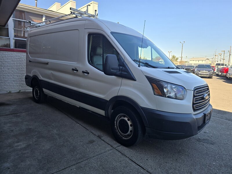 Used 2019 Ford Transit 250 148 Medium Roof RWD image 3