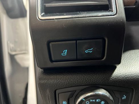 Used 2020 Ford Expedition King Ranch w/ Cargo Package RWD image 27