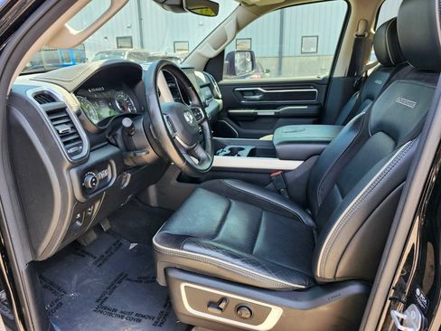 Used 2022 RAM 1500 Laramie AWD/4WD image 18