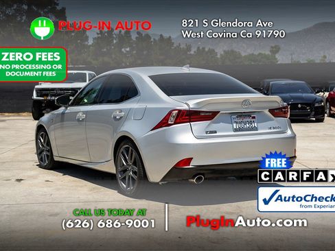 Used 2016 Lexus IS 200t w/ F Sport Package RWD image 4