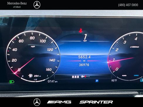 Used 2024 Mercedes-Benz GLB 250 image 31