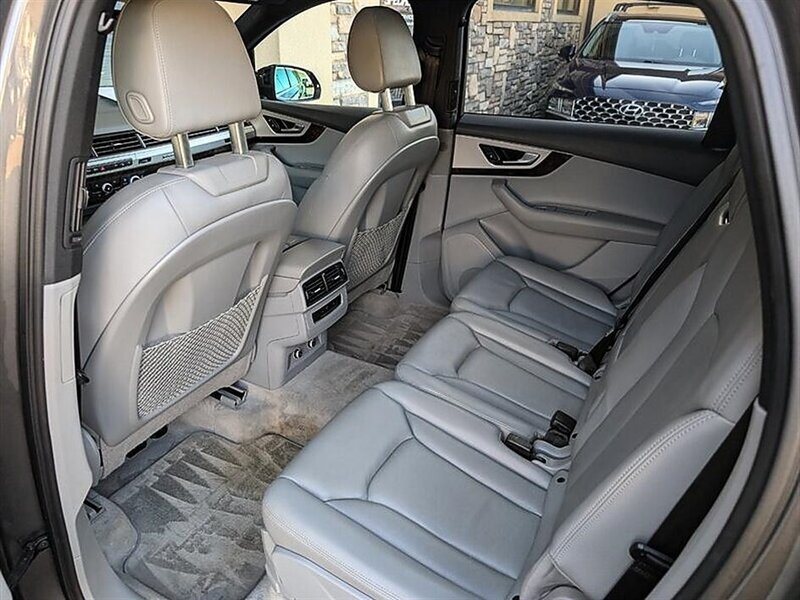 Used 2019 Audi Q7 2.0T Premium w/ Convenience Package AWD/4WD image 26