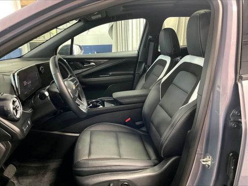 Used 2024 Chevrolet Blazer EV LT AWD/4WD image 10