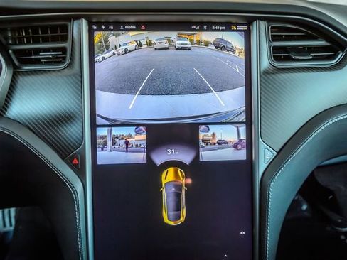 Used 2021 Tesla Model S Performance image 29