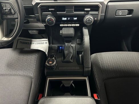 Used 2025 Toyota 4Runner SR5 image 38