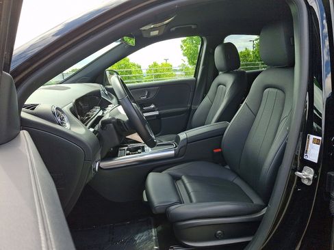 Used 2025 Mercedes-Benz GLA 250 image 13