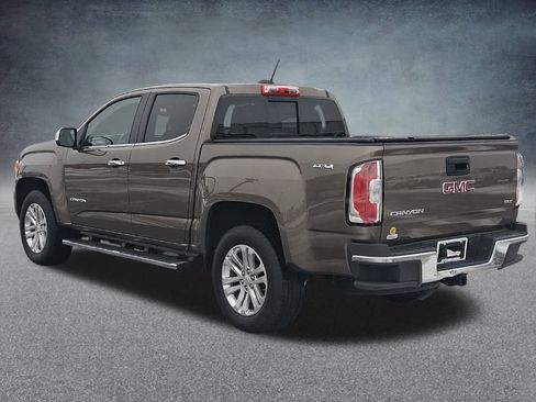 Used 2016 GMC Canyon SLT image 9