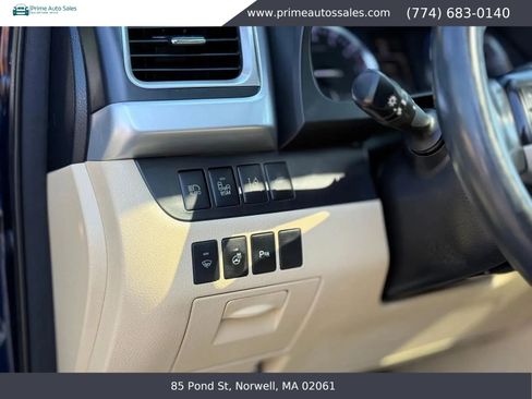 Used 2014 Toyota Highlander Limited Platinum AWD/4WD image 23