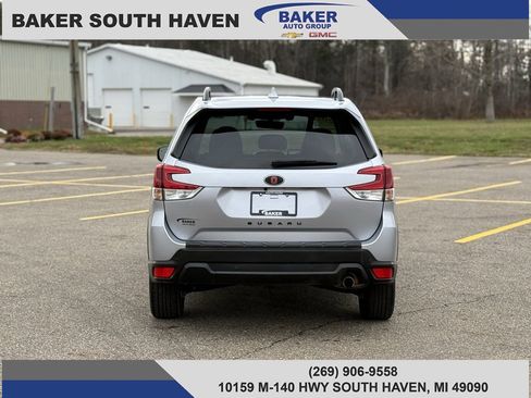 Used 2021 Subaru Forester Limited w/ Popular Package #3 image 6