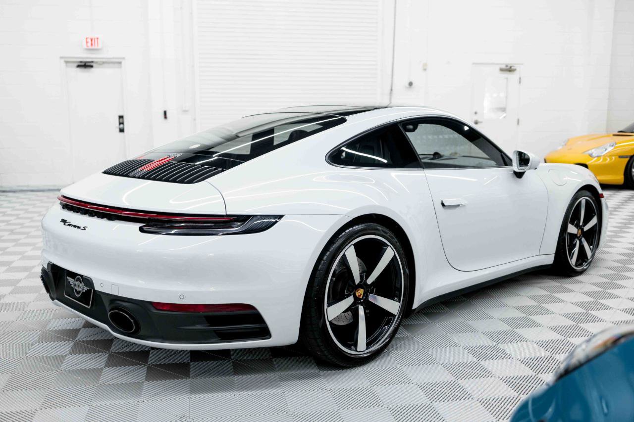 Used 2022 Porsche 911 Carrera S RWD image 7