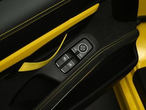 Used 2016 Porsche Cayman GT4 RWD image 42
